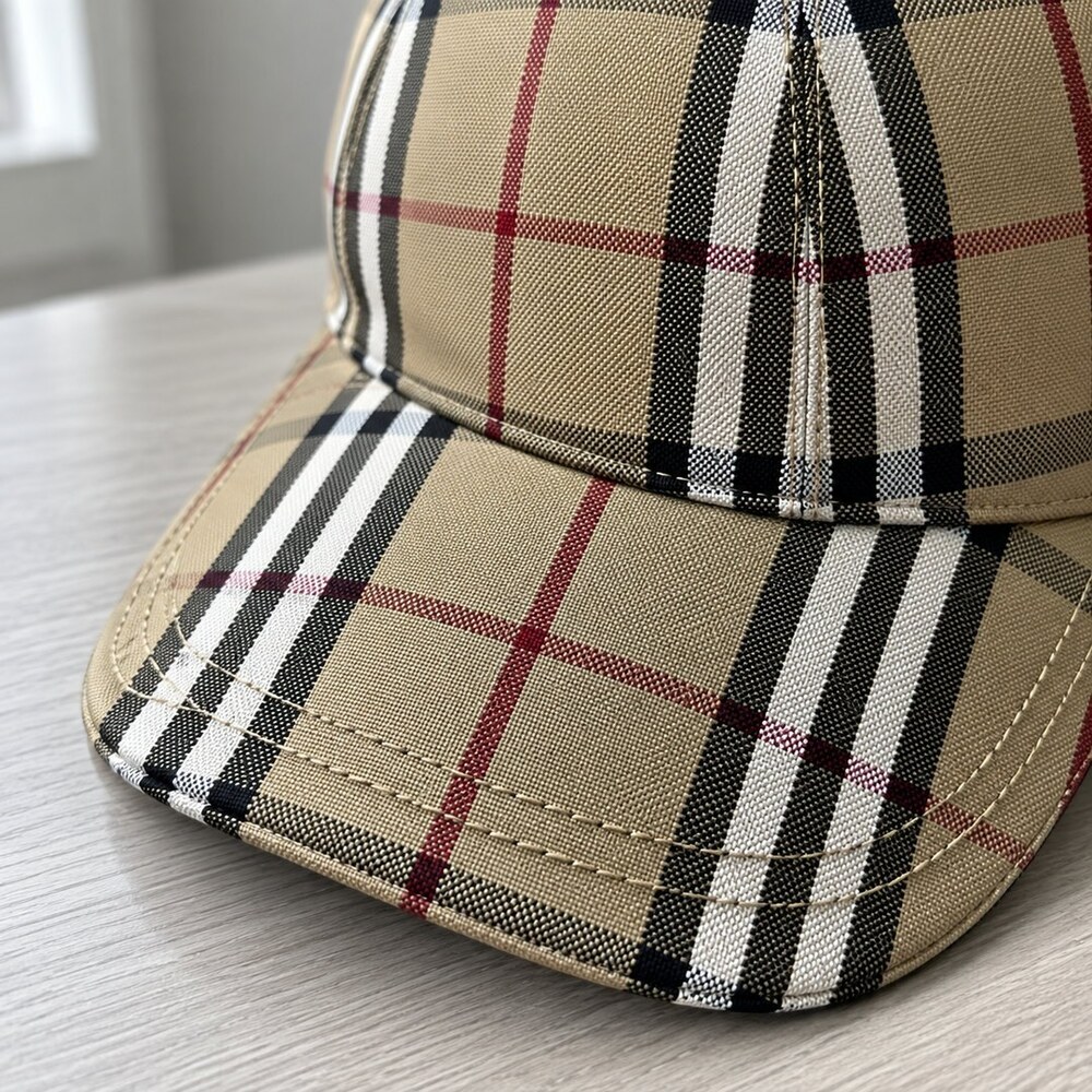 Burberry Vintage Check Baseball Cap - Picture 6 of 6